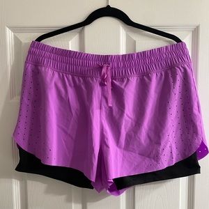 MTA Sport-Women’s Athletic Short W/Liner-XLARGE-**NEVER WORN**